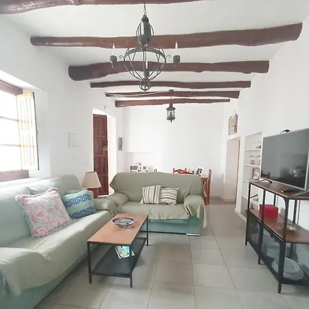 Casa En Sierra De Aracena Holiday home Valdelarco